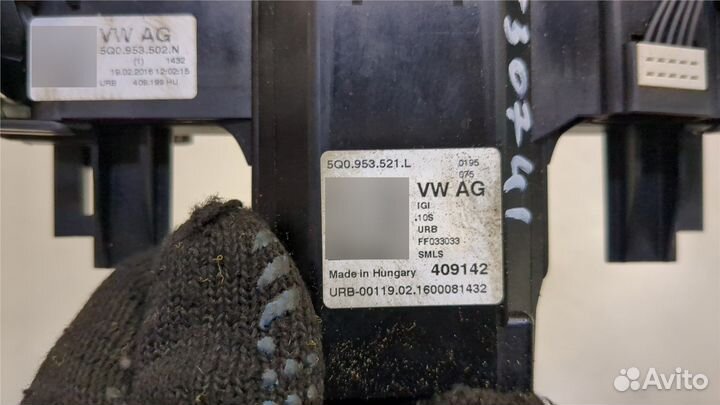 Переключатель поворотов и дворников Skoda Octavia (A7), 2016