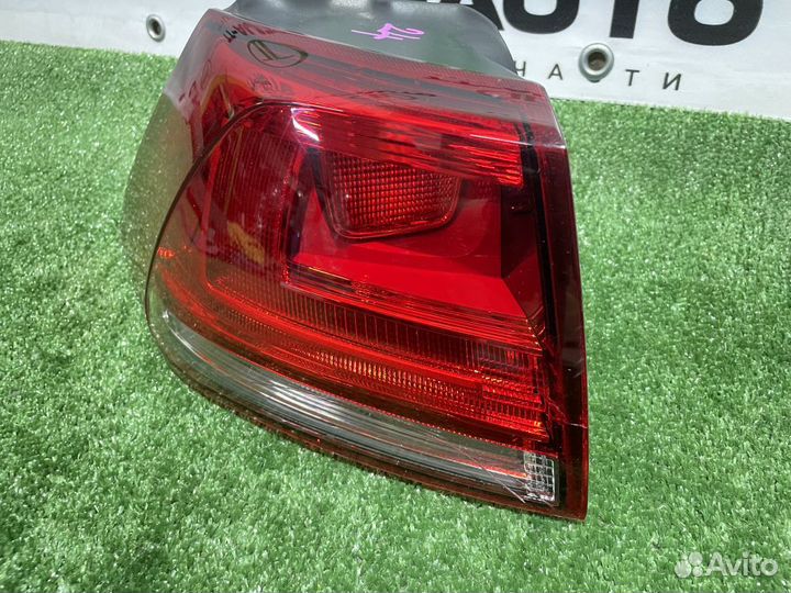 Фонарь задний наружный левый Volkswagen Golf 7