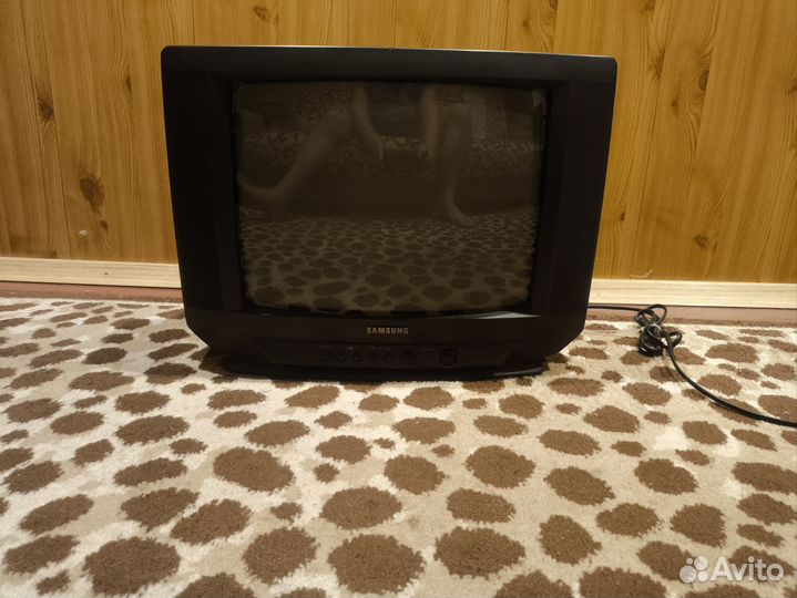 Телевизор Самсунг