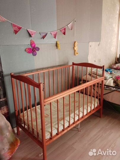 Детская кроватка