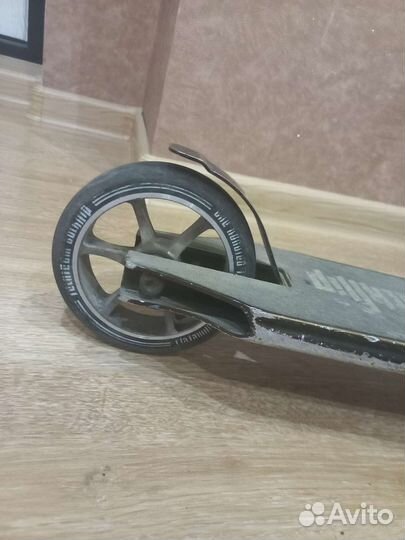 Трюковой самокат