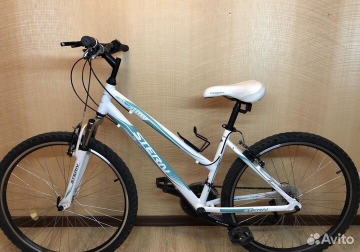 Велосипед женский бу Stern Maya 26