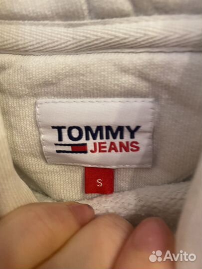 Толстовка кроп худи tommy jeans