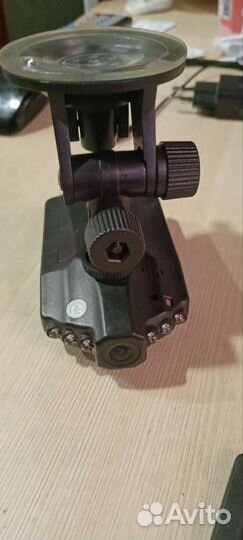 Видеорегистратор Eplutus DVR-127