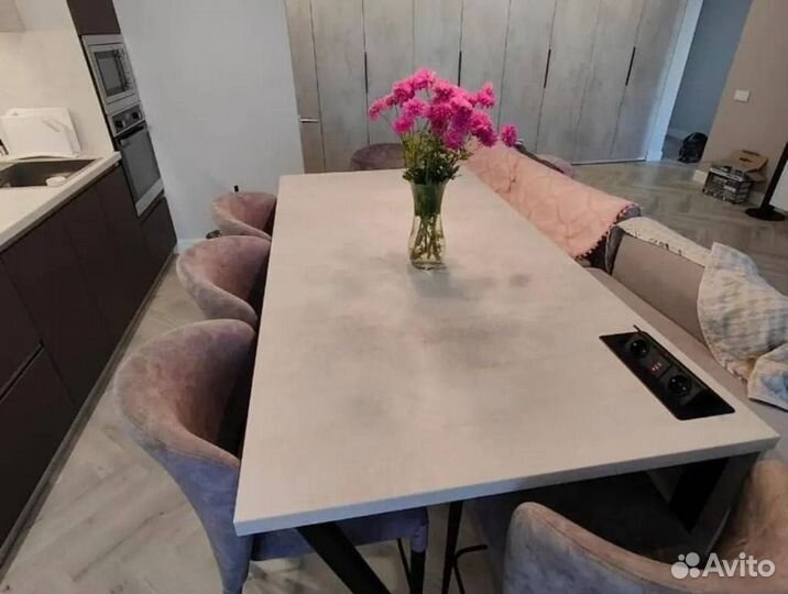 Кухня прямая до потолка в 2 ряда