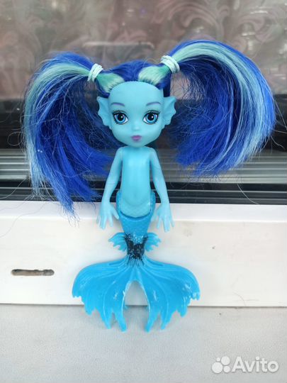 Маленькая куколка