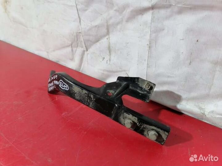 Кронштейн фары передний левый Mercedes-Benz