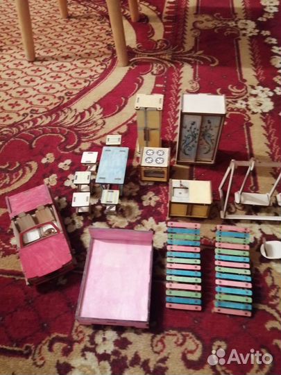 Домик кукольный