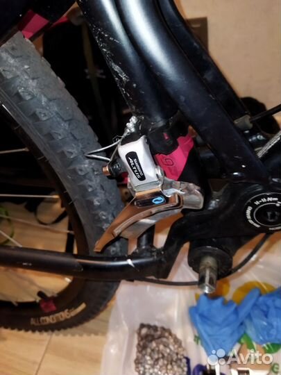 Передний переключатель shimano