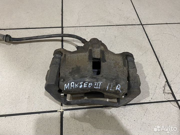 Тормозной суппорт передний правый Ford Mondeo 3