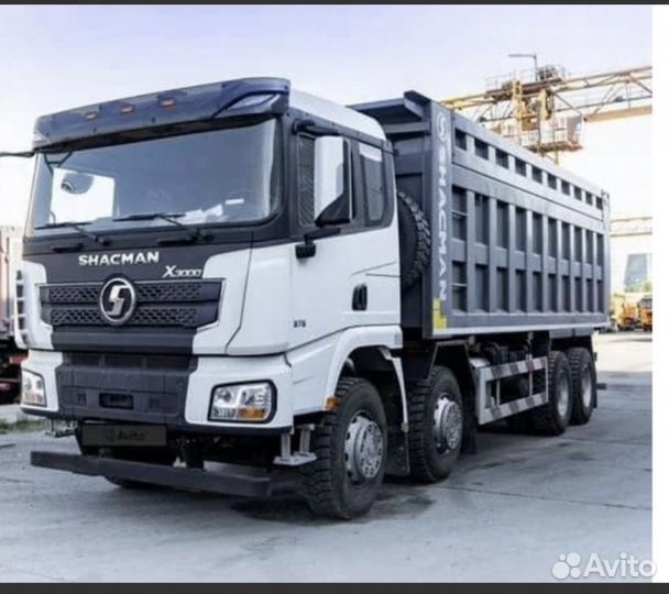 Требуются водители самосвалов