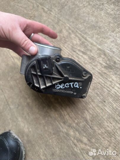 Дроссельная заслонка LADA Vesta