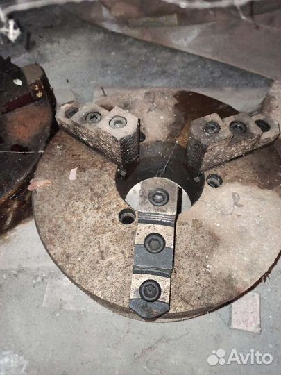 Патрон для токарного станка