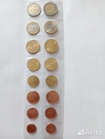 Монеты евро, 2 полных набора, в обращении не были