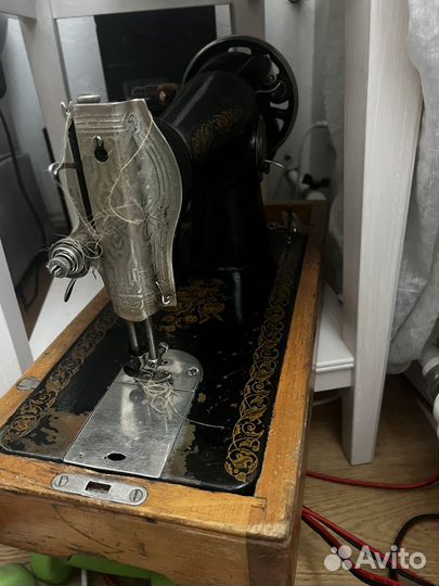 Швейная машинка бу ручная