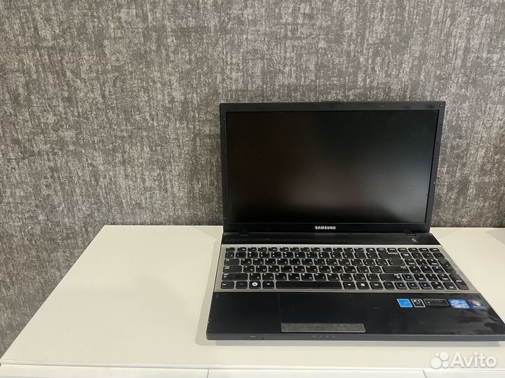 Samsung NP300v5a