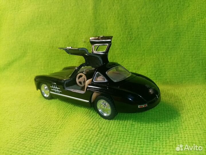 Модель Mercedes-Benz 300 SL 1954 г.в. 1/36