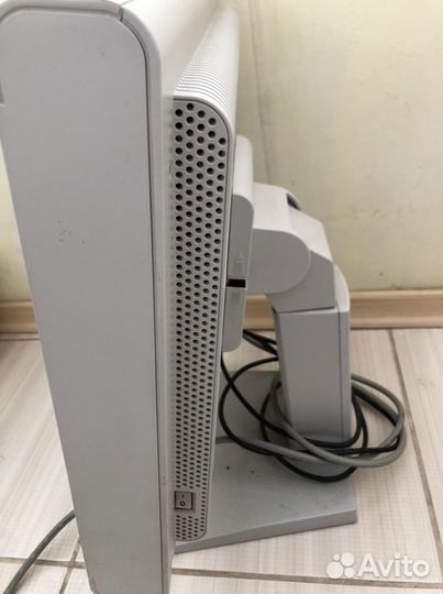 Поодам монитор