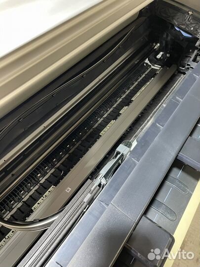 HP DesignJet T2300 eMFP (плоттер со сканером )