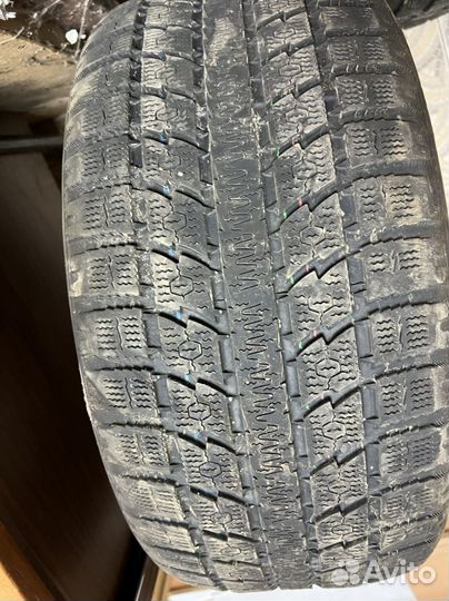Toyo Observe GSi-5 275/40 R20 и 315/35 R20