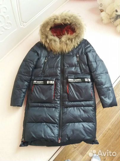 Пуховик (зима) на девочку на 10-12 лет