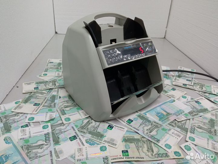 Счетчик банкнот Дорс 600 с детекцией dors