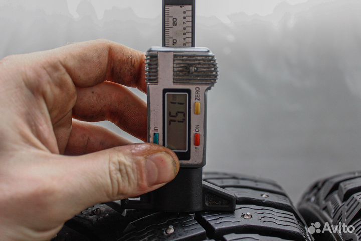 Michelin X-Ice North 4 205/55 R16 94T