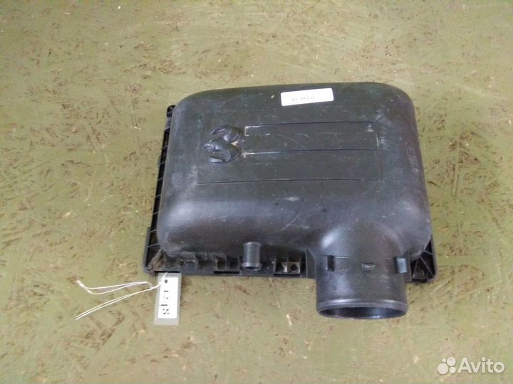 Крышка корпуса воздушного фильтра