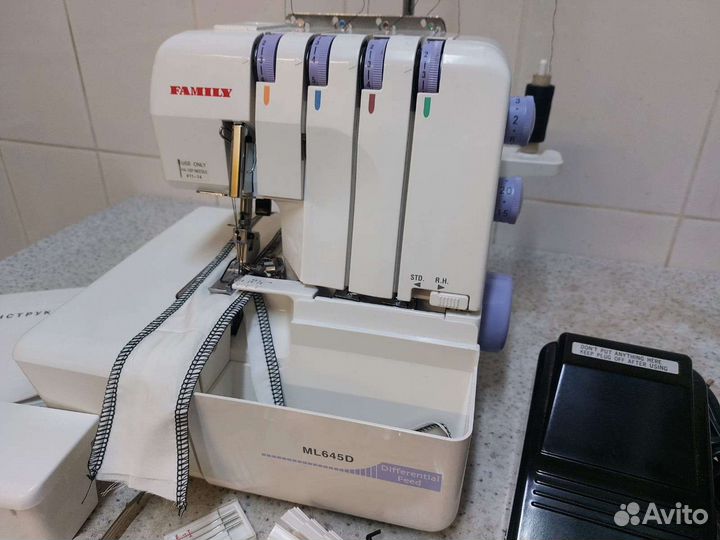 Швейная машина Оверлок Family ML 645 D