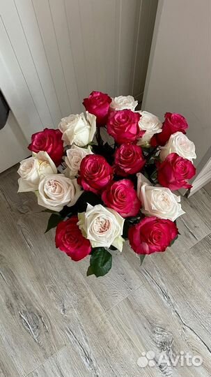 Цветы оптом розы