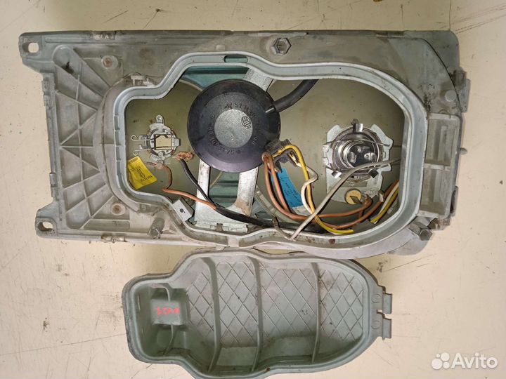 Фара правая Mercedes w123 мерседес 123