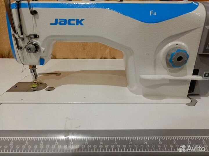 Швейная машина jack f4