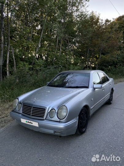Mercedes-Benz E-класс 2.4 AT, 1998, 455 000 км