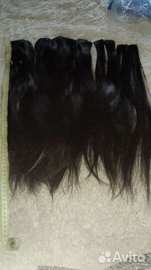 Волосы на заколках