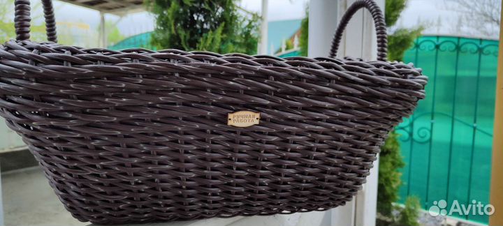 Дровница из искусственного ротанга