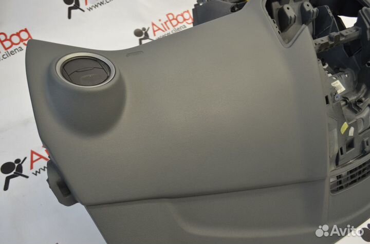 Рулевая накладка Skoda Rapid (2013- ) матовая