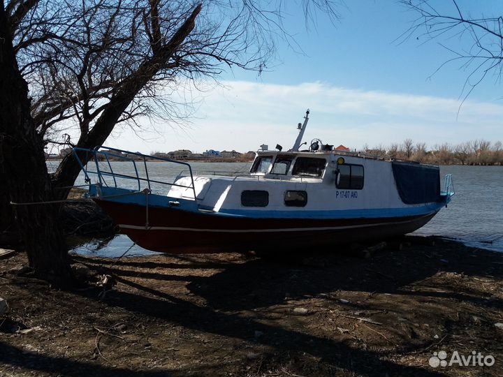 Продаю Катер