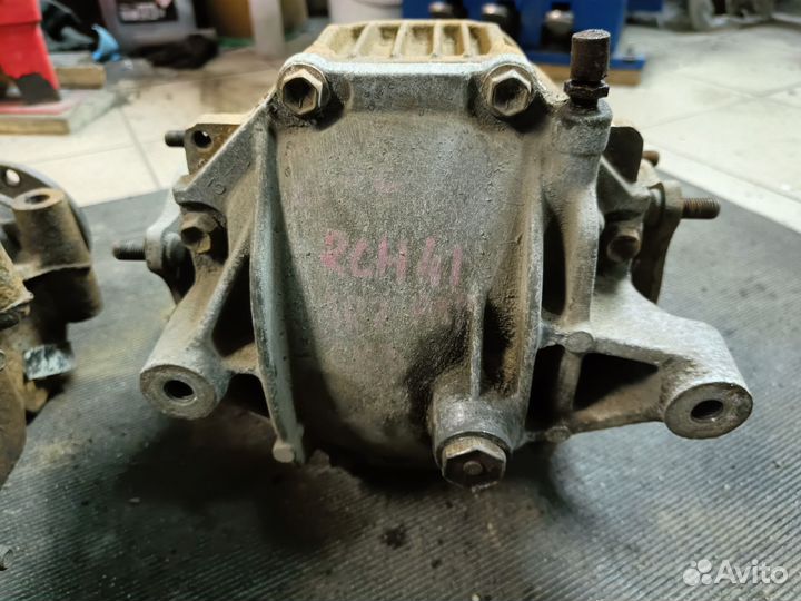 Редуктор Toyota Touring Hiace, Regius