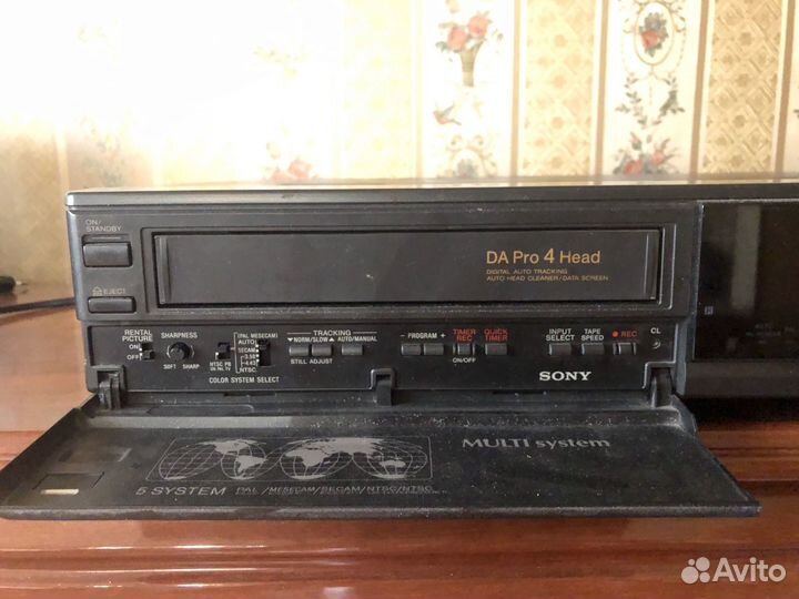 Видеомагнитофон sony