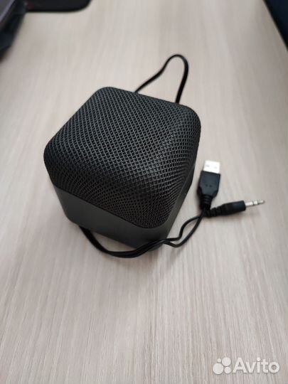 Блютуз колонка