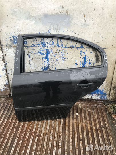 Дверь задняя левая Skoda Octavia Tour