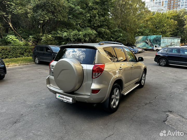 Toyota RAV4 2.4 AT, 2008, 32 800 км