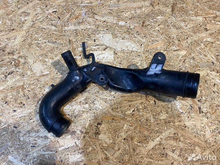 Патрубок интеркулера Volkswagen polo (9N 2001-2012