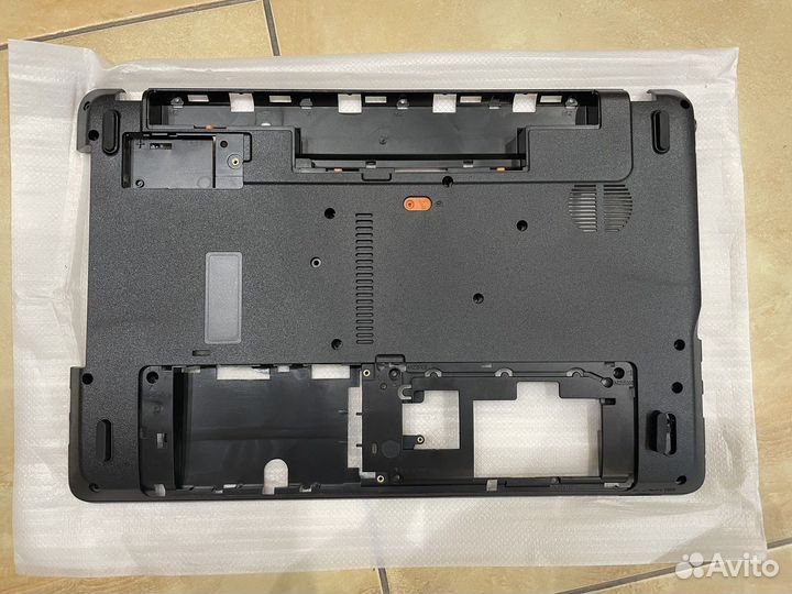 Новый поддон на Acer E1-531, E1-571