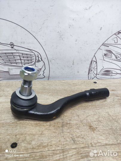Рулевой наконечник левый мерседес w204
