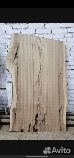 Стол из карагача на кухню