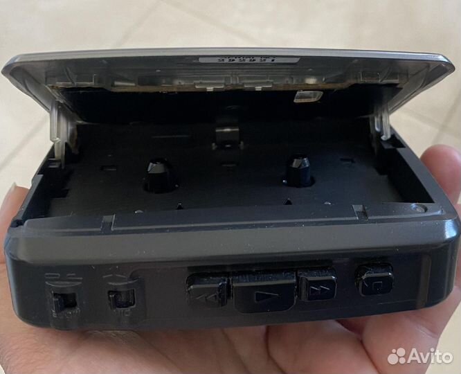 Кассетный плеер Sony Walkman fx455