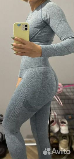 Костюм тройка для фитнеса новый