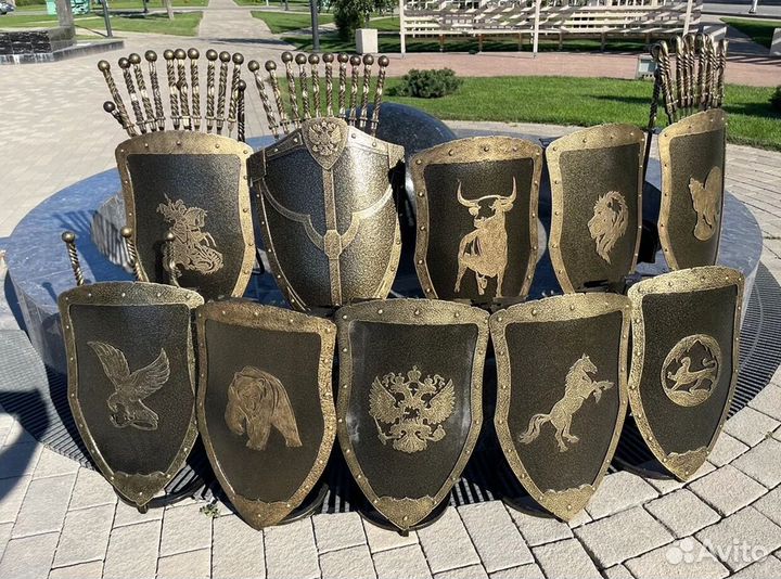 Подставка под шампуры Щит