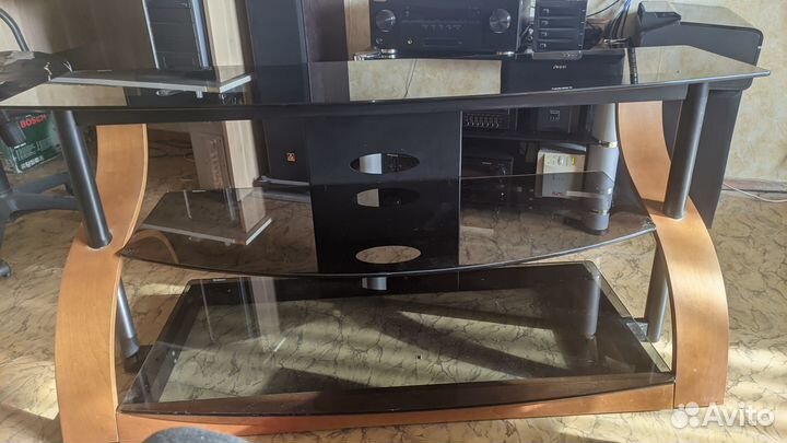 Стойка под аудио-видео аппаратуру/телевизор